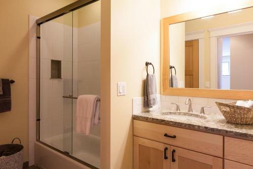 Raven’s Vw-river Vw-ac-3br/2.5b