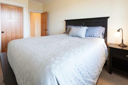 Raven’s Vw-river Vw-ac-3br/2.5b