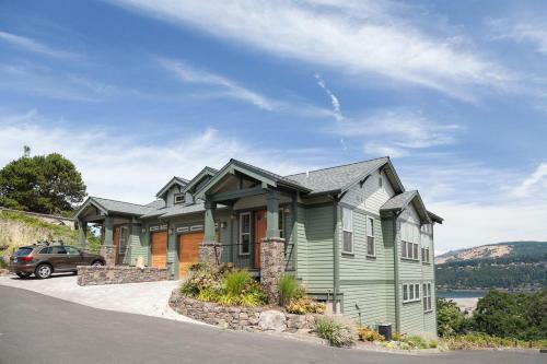 Raven’s Vw-river Vw-ac-3br/2.5b