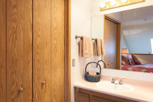 Gorgeview 210-rv/mt Vw-2br/2b