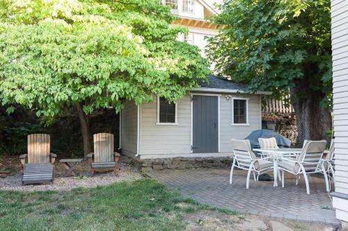 Cascade Chic-rvr Vw-ac-3br/2b