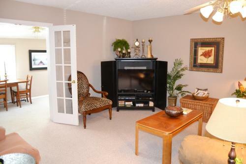Coronado Courts Townhome 4