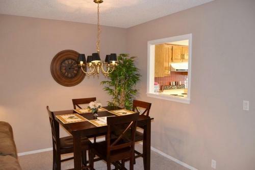 Coronado Courts Townhome 4