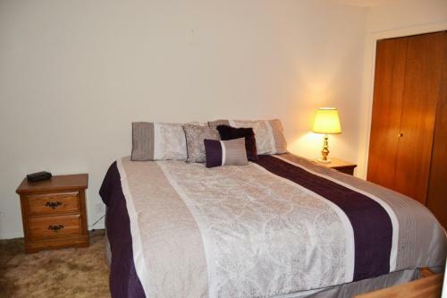 Valencia Courts Townhome 48