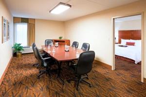 Hotel Hampton Inn Boston/logan Airport Boston Ma