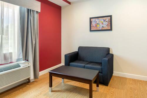 Hotel Econo Lodge Inn & Suites Houston Willowbrook
