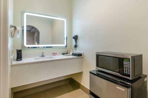 Hotel Econo Lodge Inn & Suites Houston Willowbrook