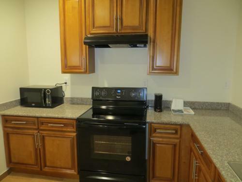 Hotel Americas Best Value Inn And Suites-humble