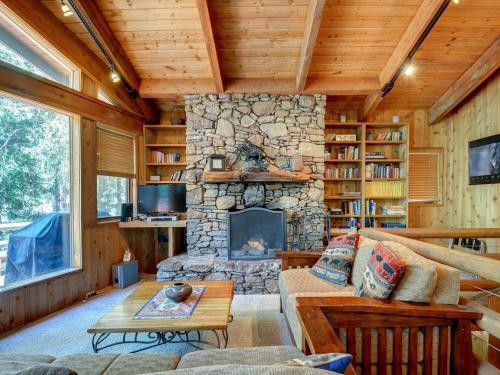 Tahquitz Rock Lodge