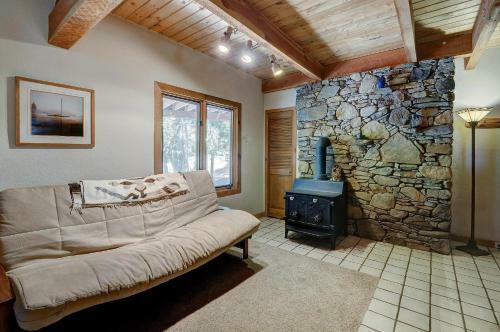 Tahquitz Rock Lodge