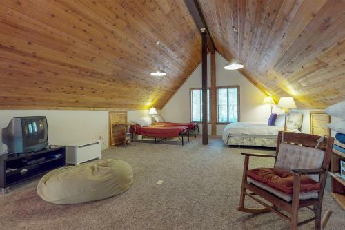 Cedar Creek Cabin