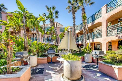 Imperial Beach Club 207