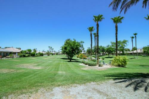 Paradise In Indian Palm Country Club