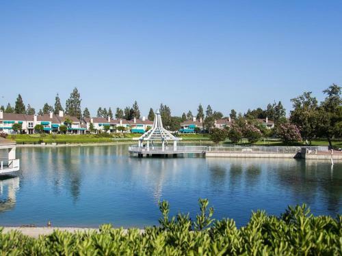 Topeka Apartment #873901 Apts