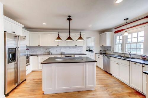 3602 Palm Boulevard Home