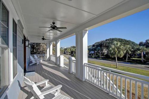 2301 Palm Boulevard Home