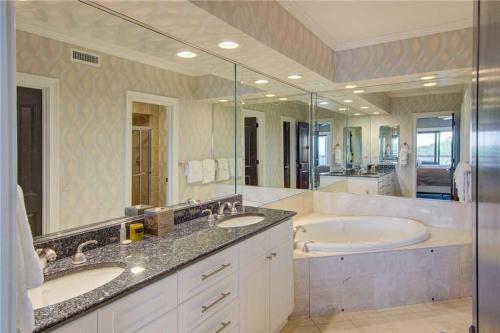 Ocean Club 4209