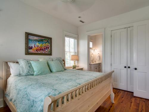 Charleston Boulevard 118