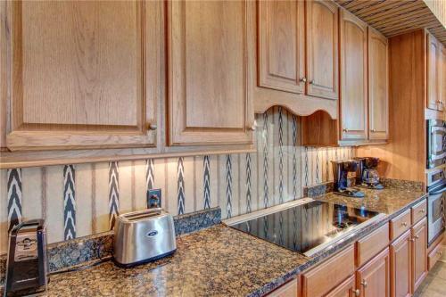 33rd Avenue 4