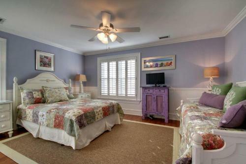706 Ocean Boulevard