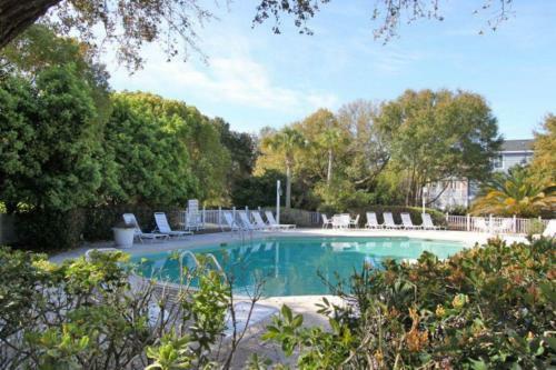 55 Pelican Bay