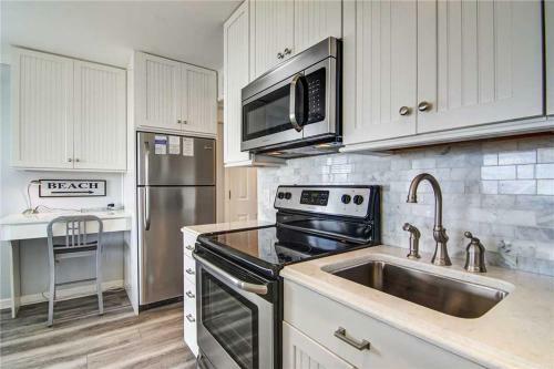 Sea Cabin 347-c
