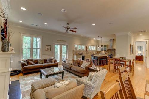 9 29th Avenue Home