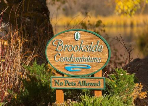 Apartamento Brookside Condo - Two Bedroom Condominium