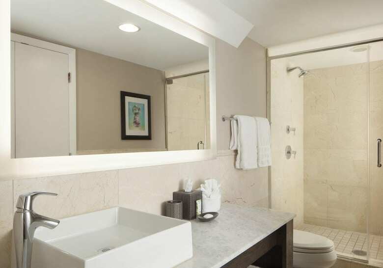 Hotel Pier House Resort And Caribbean Spa