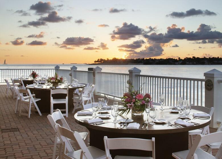 Hotel Pier House Resort And Caribbean Spa