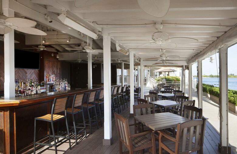 Hotel Pier House Resort And Caribbean Spa
