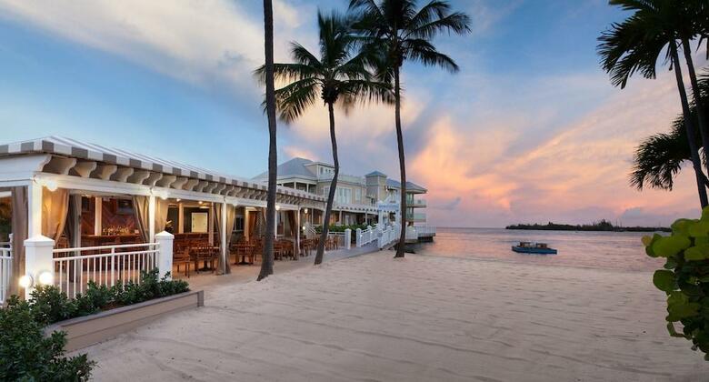Hotel Pier House Resort And Caribbean Spa
