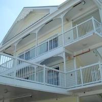 Pierview Hotel & Suites