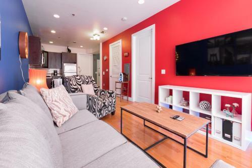 Apartamento New! 2br/2ba Modern Apt -- Near Nyc Train