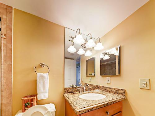 Apartamento 275 Palm Avenue Condo Unit #b102