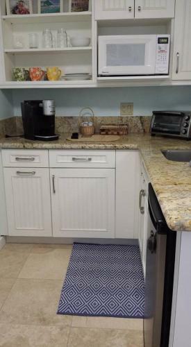 Bed & Breakfast Paradise Palms B & B
