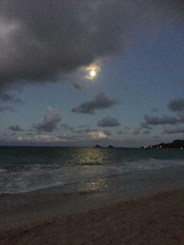 Kailua Beachside 2bed/2bath