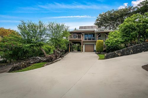 Kahalu'u Hale Home
