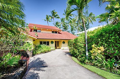 Hale Pua Home
