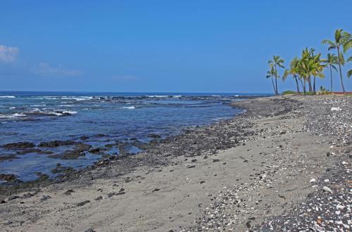 Kona Surf & Racquet Club 183