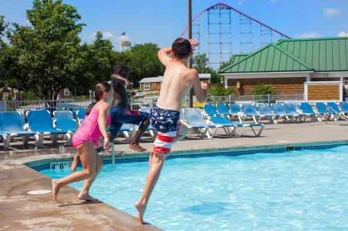 Worlds Of Fun Village