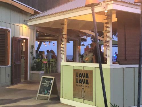 Apartamentos Islander On The Beach Unit 256