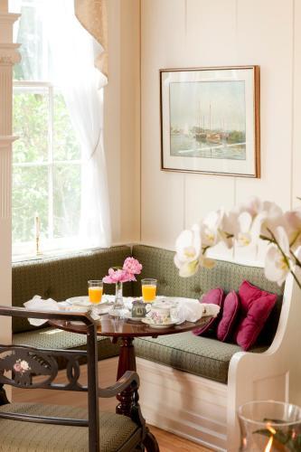 Bed & Breakfast Captain Jefferds Inn