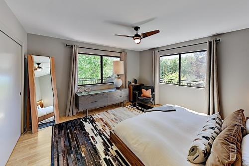 Sonoma House