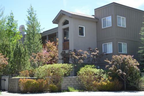 Snowstar Condominiums Ketchum Walk To Town