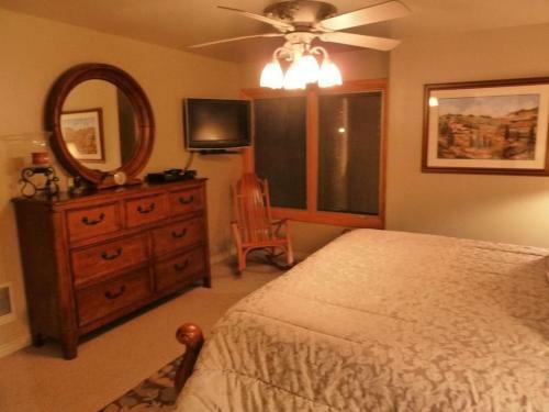 Sun Valley Condo 155