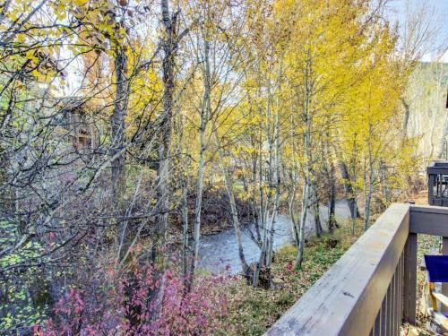 Bridgepoint Condo On Trail Creek