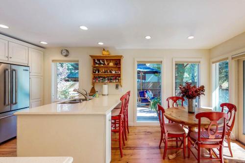 Creekside Retreat
