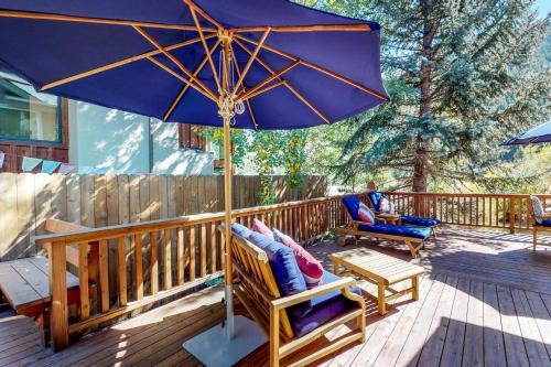 Creekside Retreat