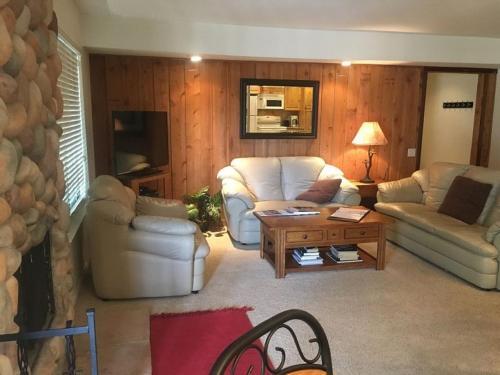 Sun Valley Condo 137
